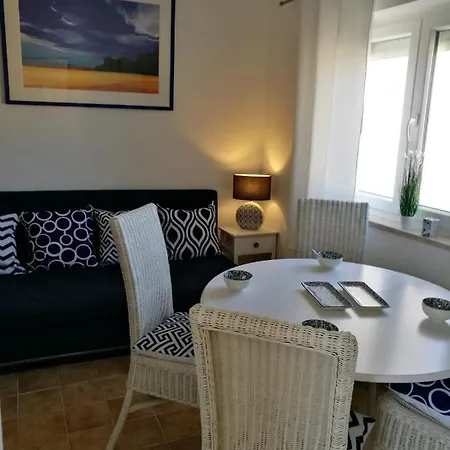 Bozena 5 Apartment *